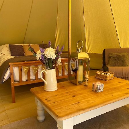 Black Mountains Glamping Abergavenny Exterior foto